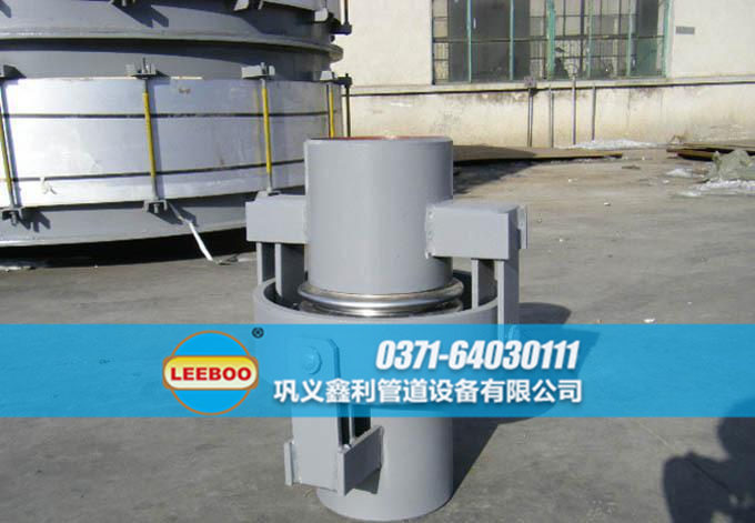 萬(wàn)向鉸鏈<a href=http://www.metrowesthousebuyers.com target=_blank class=infotextkey>補(bǔ)償器</a>發(fā)貨現(xiàn)場(chǎng)