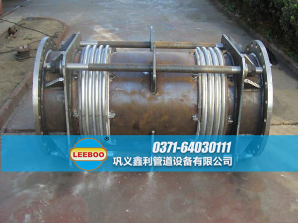 未噴漆的大拉桿橫向波紋<a href=http://www.metrowesthousebuyers.com target=_blank class=infotextkey>補(bǔ)償器</a>