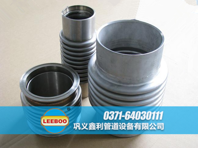 湖南省邵陽市新寧縣溝槽式<a href=http://www.metrowesthousebuyers.com target=_blank class=infotextkey>補償器</a> /></p>鑫利管道是專業(yè)開發(fā)、研制和生產波紋<a href=http://www.metrowesthousebuyers.com target=_blank class=infotextkey>補償器</a>廠家，該產品具有尺寸準備、結構緊湊、安裝可靠、耐腐蝕、便于安裝、壽命長等優(yōu)點，廣泛應用于航天、發(fā)電、石化和城市供熱等行業(yè)的各類管道和設備，并在全國多個工程上得到應用。以其優(yōu)良的品質，深受國內外用戶的贊譽和好評。<br />     鑫利管道生產的湖南省邵陽市新寧縣波紋<a href=http://www.metrowesthousebuyers.com target=_blank class=infotextkey>補償器</a>由構成其工作主體的波紋管（一種彈性元件）和端管、支架、法蘭、導管等附件組成。主要用在各種管道中，它能夠補償管道的熱位移，機械變形和吸收各種機械振動，起到降低管道變形應力和提高管道使用壽命的作用。波紋<a href=http://www.metrowesthousebuyers.com target=_blank class=infotextkey>補償器</a>連接方式分為法蘭連接和焊接兩種。波紋<a href=http://www.metrowesthousebuyers.com target=_blank class=infotextkey>補償器</a>屬于一種補償元件，利用其工作主體波紋管的有效伸縮變形，以吸收管線、導管、容器等由熱脹冷縮等原因而產生的尺寸變化，或補償管線、導管、容器等的軸向、橫向和角向位移。也可用于降噪減振。在現(xiàn)代工業(yè)中用途廣泛。<br />     波紋<a href=http://www.metrowesthousebuyers.com target=_blank class=infotextkey>補償器</a>的可靠性是由設計、制造、安裝及運行管理等多個環(huán)節(jié)構成的?？煽啃砸矐搹倪@幾個方面進行考慮。材料選擇對用于供熱管網的波紋<a href=http://www.metrowesthousebuyers.com target=_blank class=infotextkey>補償器</a>選材，除應考慮工作介質、工作溫度和外部環(huán)境外，還應考慮應力腐蝕的可能性、水處理劑和管道清洗劑對材料的影響等，并在此基礎上結合波紋<a href=http://www.metrowesthousebuyers.com target=_blank class=infotextkey>補償器</a>材料的焊接、成型以及材料的性能價格比，優(yōu)選出經濟實用的波紋管制作材料。<br />     一般情況下，選用湖南省邵陽市新寧縣波紋<a href=http://www.metrowesthousebuyers.com target=_blank class=infotextkey>補償器</a>的材料應滿足下列條件：<br />（1）高彈性極限、抗拉強度和疲勞強度，保證其正常工作。<br />（2）良好的塑性，便于波紋<a href=http://www.metrowesthousebuyers.com target=_blank class=infotextkey>補償器</a>加工成形，且能通過隨后的處理工藝（冷作硬化、熱處理等）獲得足夠的硬度和強度。<br />（3）較好的耐腐蝕性能，滿足在不同環(huán)境下工作要求。<br />（4）良好的焊接性能，滿足在制作過程中的焊接工藝要求。<br />    對于地溝敷設的熱力管網，當波紋<a href=http://www.metrowesthousebuyers.com target=_blank class=infotextkey>補償器</a>所處管道地勢較低時，雨水或事故性污水會浸泡波紋管，應考慮選用耐蝕性更強的材料，如鐵鎳合金、高鎳合金等。由于此類材料價格較高，在制造波波紋<a href=http://www.metrowesthousebuyers.com target=_blank class=infotextkey>補償器</a>時，可以考慮僅在與腐蝕性介質接觸的表面增加一層耐蝕合金。疲勞壽命設計由波紋<a href=http://www.metrowesthousebuyers.com target=_blank class=infotextkey>補償器</a>的失效類型及原因分析可以看出，該產品的平面穩(wěn)定性、周向穩(wěn)定性及耐腐蝕性能均與其位移量即疲勞壽命相關。過低的疲勞壽命將會導致其穩(wěn)定性及耐蝕性能下降。<br />    鑫利管道波紋<a href=http://www.metrowesthousebuyers.com target=_blank class=infotextkey>補償器</a>設計合理、性能優(yōu)良，在業(yè)界擁有良好的口碑。另外公司長期從事波紋<a href=http://www.metrowesthousebuyers.com target=_blank class=infotextkey>補償器</a>批發(fā)與零售，歡迎新老用戶前來選購！國內波紋<a href=http://www.metrowesthousebuyers.com target=_blank class=infotextkey>補償器</a>哪家好，鑫利管道是選！<p style=