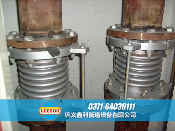 重慶市萬盛區(qū)不銹鋼<a href=http://www.metrowesthousebuyers.com target=_blank class=infotextkey>補償器</a>安裝圖